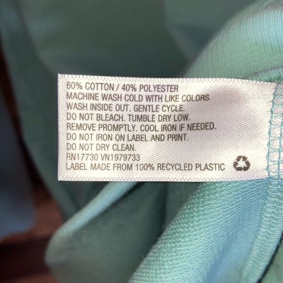 Latino Heritage Sweatshirt  Size M - Picture 3 of 3